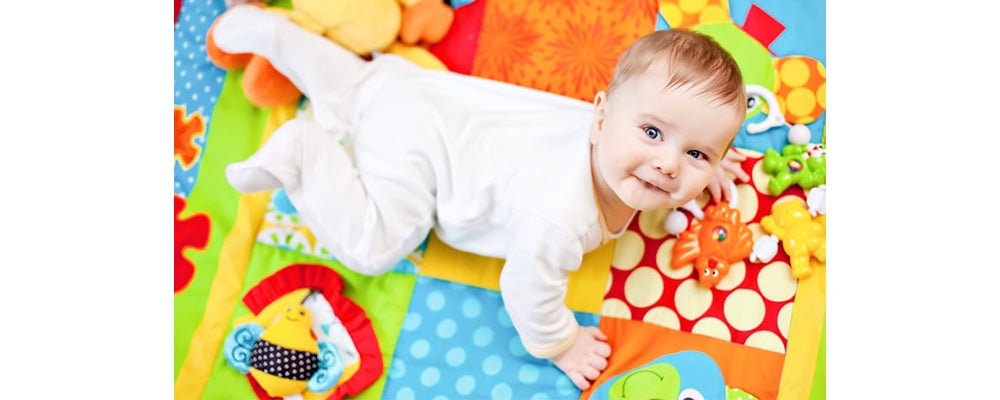 Tapis d'éveil : quel age attendre ? - Paillasson.shop